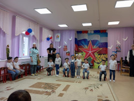 День Победы в средней группе День Победы в средней группе.