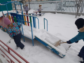 Прогулка зимой Прогулка зимой.